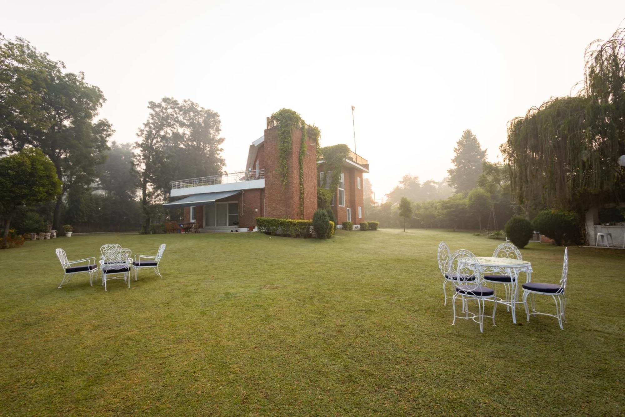 Hostie Humming Trees - 4Bhk Farm House, Opp Westin Sohna Exterior photo